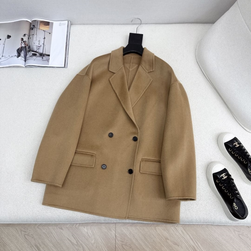 Pra*a outwear